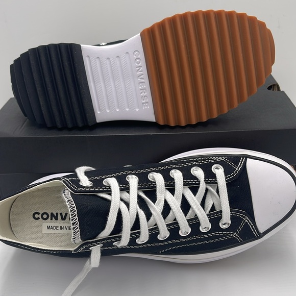 Converse Men’s RUN STAR HIKE OX BLACK/WHITE/GUM 168816C
Platforms Sneakers - Picture 3 of 16